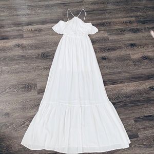 🎉🎉2/$30🎉🎉 Nordstrom maxi white dress.